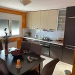 Niki's House *