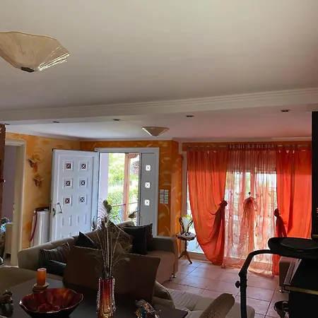 Niki's House בית נופש