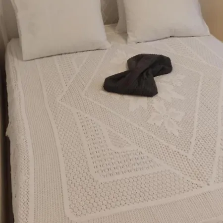 Niki's House אפאנומי