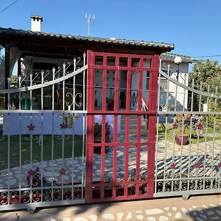 Case de vacanță Niki's House