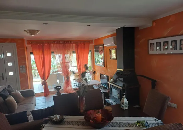 Niki's House * 埃帕诺米